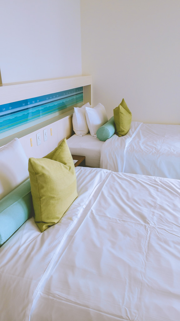 Best hotel to stay in Ishigaki Seven Colors rooms.