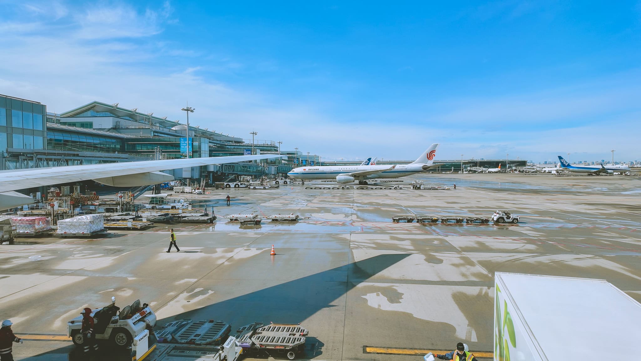 Haneda airport arrival by plane.