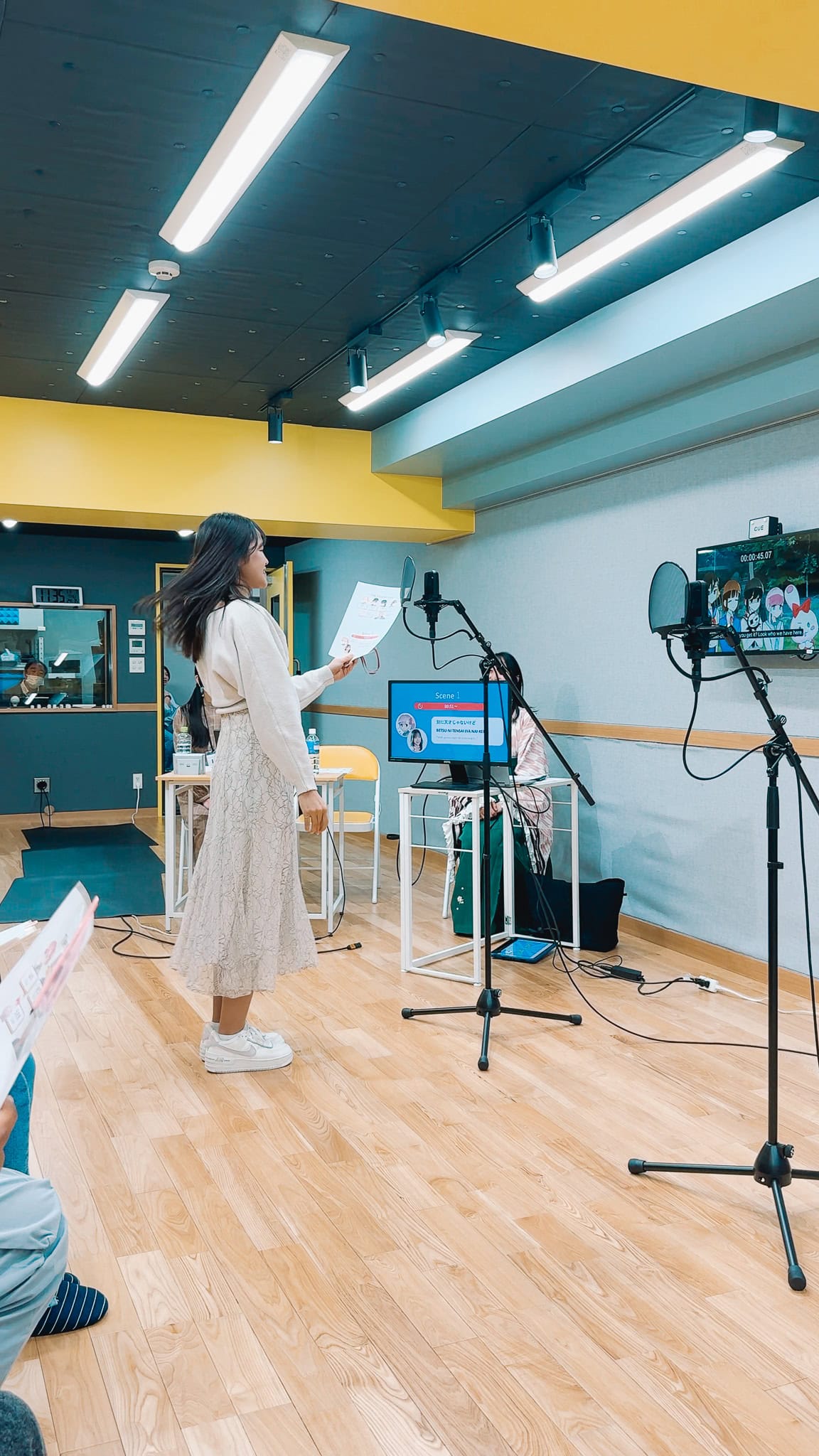 Learning how to do voice acting in Tokyo with a professional voice actress.